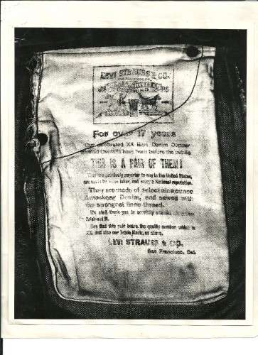 Inside pocket detail that Barbara read, confirming she had a pair of Levi’s vintage jeans.
